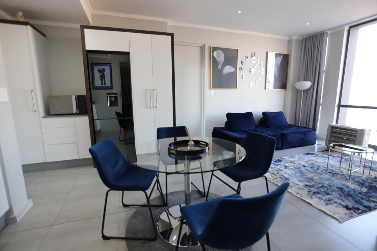 Sandton Apartment 15 West Road South Johannesburg Exterior foto